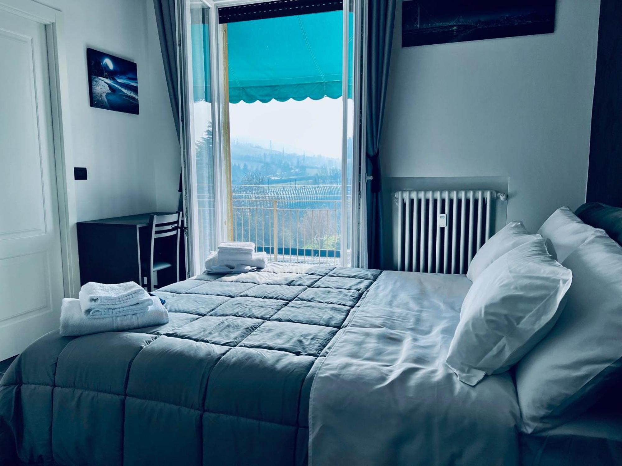 Seven Nights Bologna Bed and Breakfast Eksteriør billede